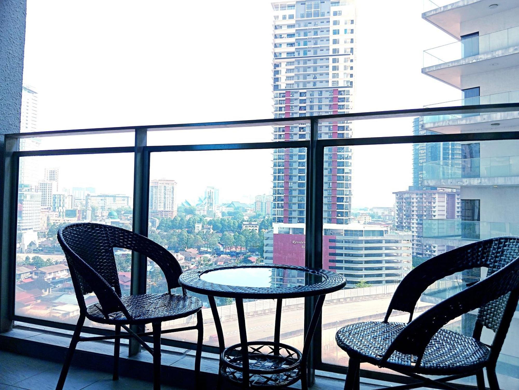 The Summer Suites At Kualalumpur 쿠알라룸푸르 외부 사진